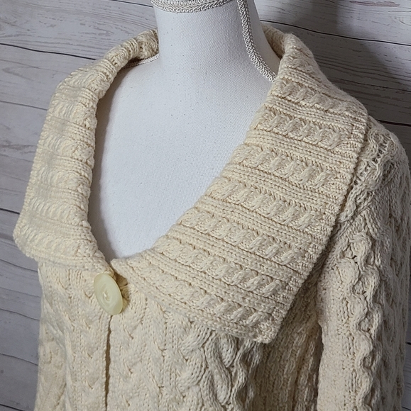 Inis Crafts Heavy Merion Wool Ireland Cardigan Sweater - Picture 4 of 12